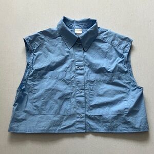 H&M Light Blue Sleeveless Button Down Shirt